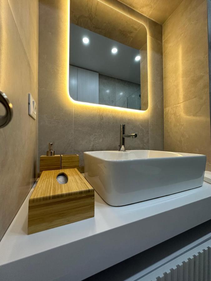 4Seasonsgea , New Modern Apartment In Tirana Exteriör bild